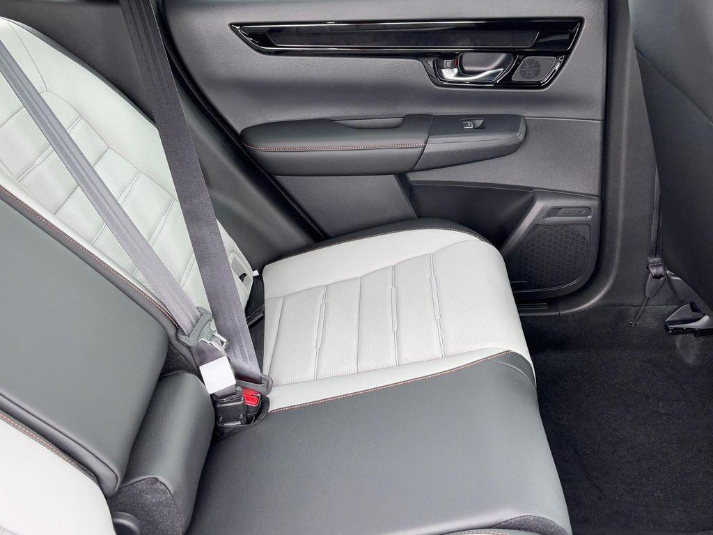 new 2026 Honda CR-V Hybrid car, priced at $41,050