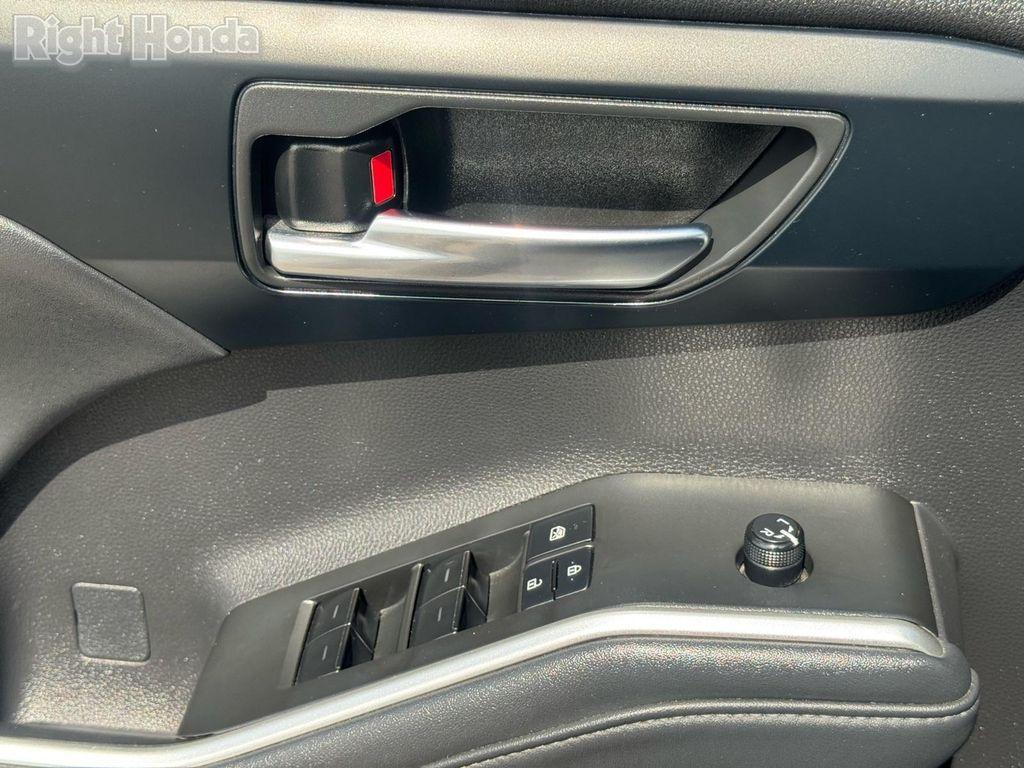 used 2022 Toyota Highlander car, priced at $29,998