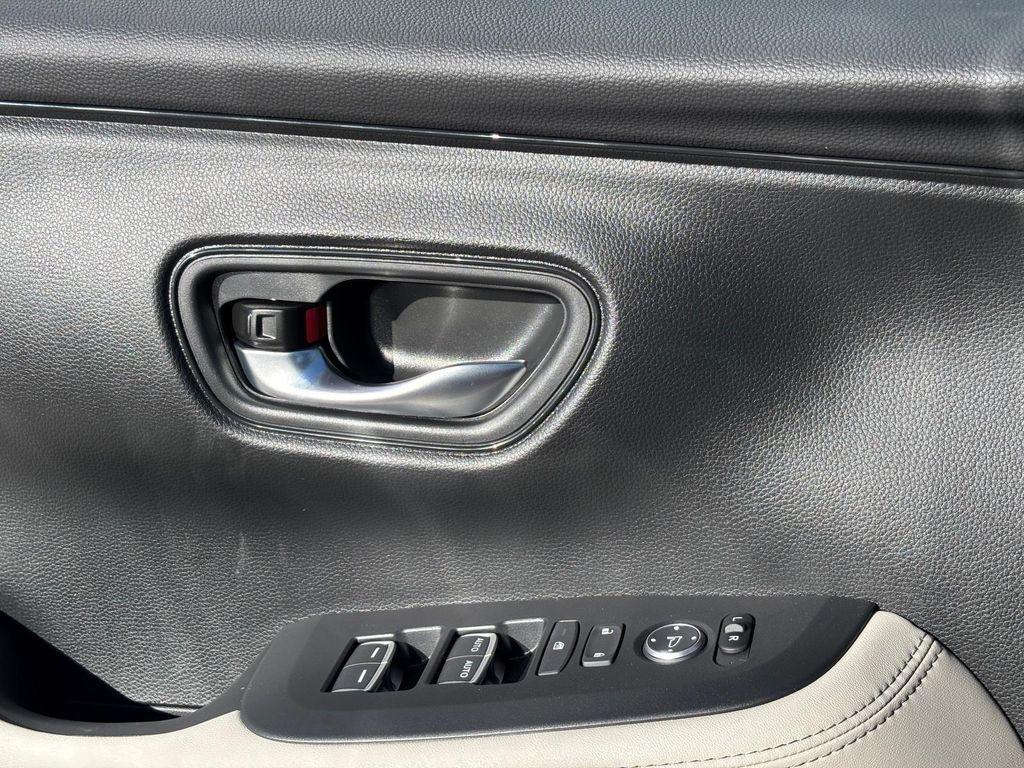 new 2026 Honda HR-V car, priced at $31,818