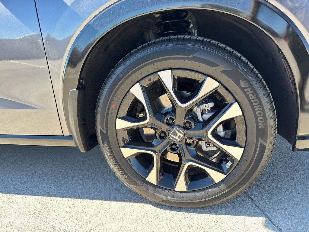 new 2026 Honda HR-V car, priced at $31,818