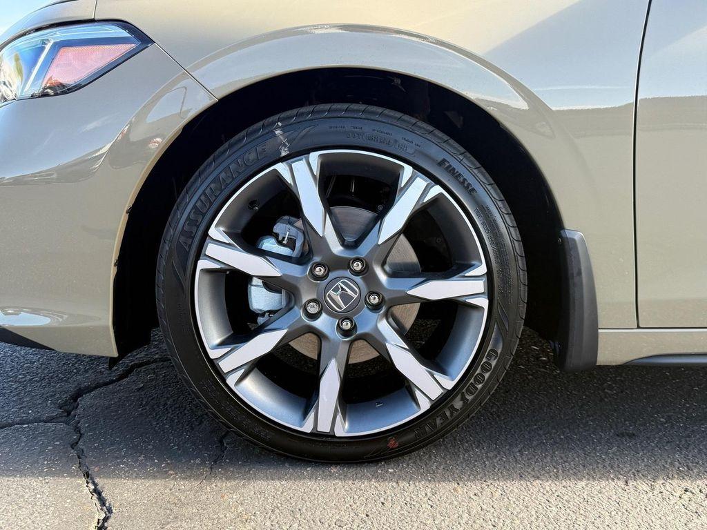 new 2026 Honda Civic Hybrid car, priced at $33,361