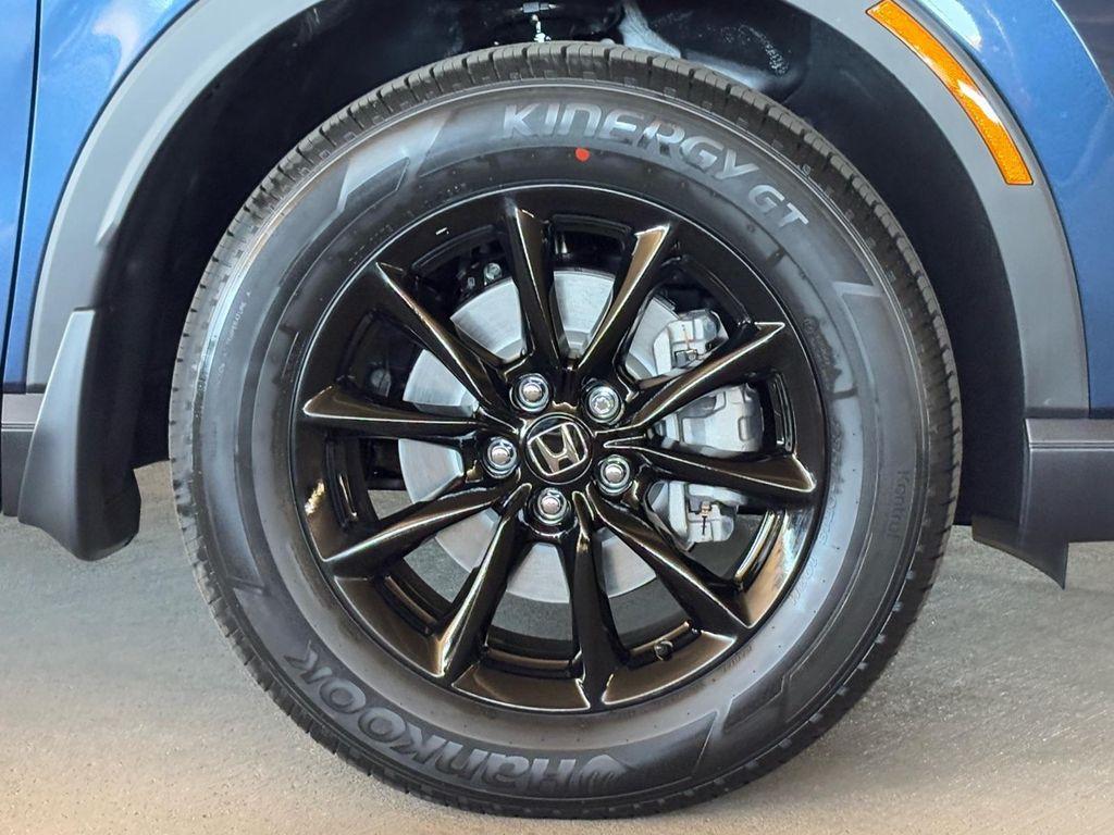 new 2026 Honda CR-V Hybrid car, priced at $39,910