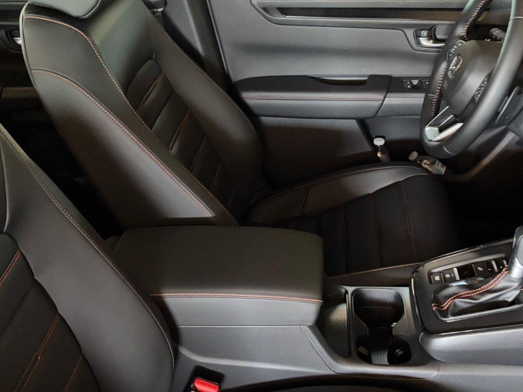 new 2026 Honda CR-V Hybrid car, priced at $39,910