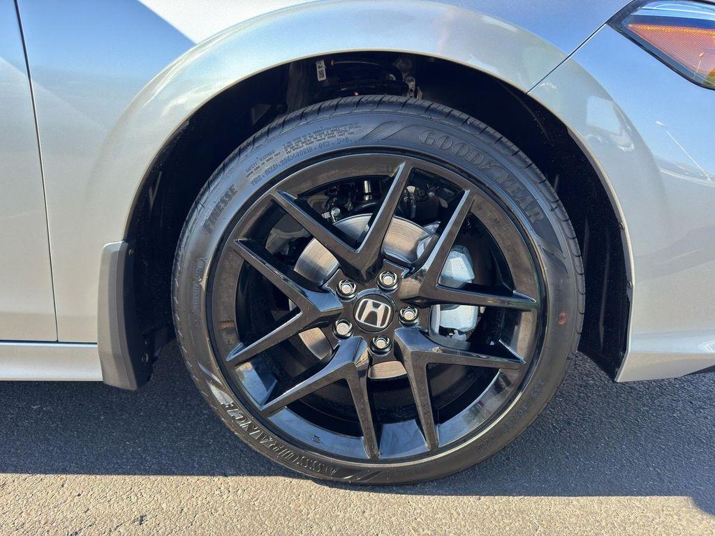 new 2026 Honda Civic Hybrid car, priced at $29,392