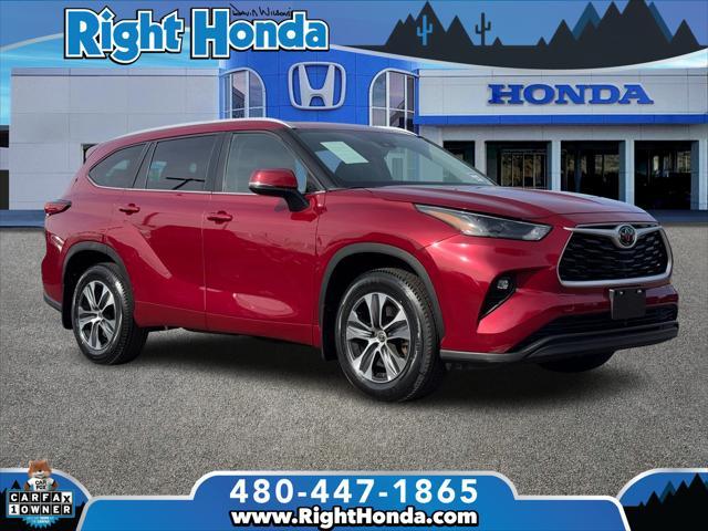 used 2023 Toyota Highlander car, priced at $34,288