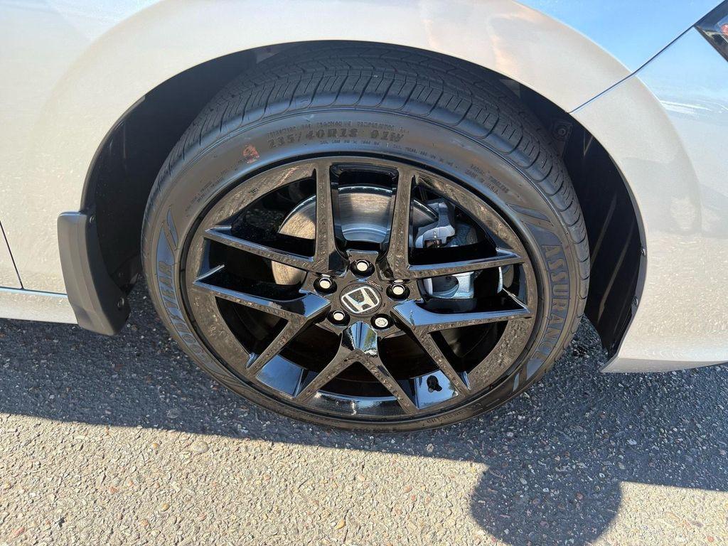 new 2026 Honda Civic Hybrid car, priced at $29,392