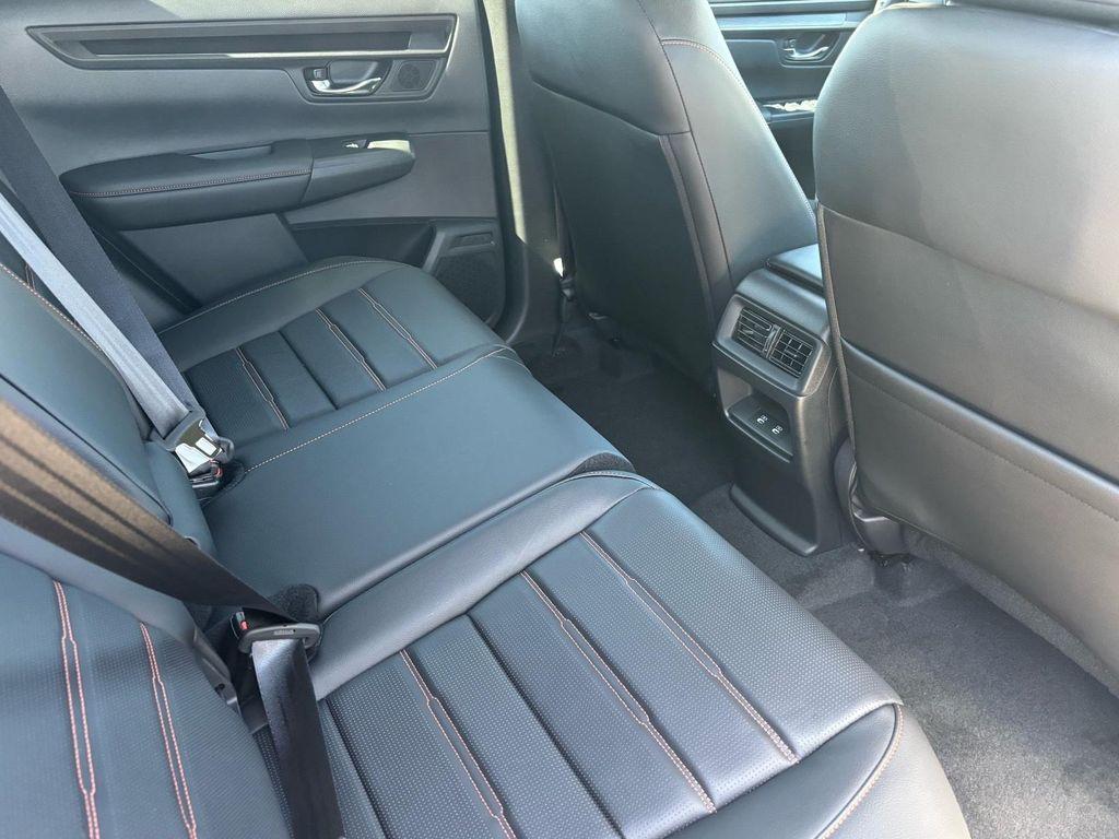 new 2026 Honda CR-V Hybrid car, priced at $39,965