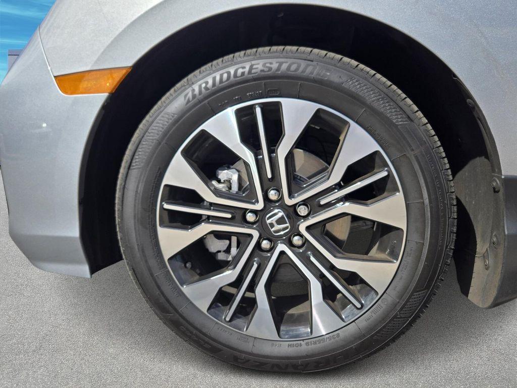 new 2026 Honda Odyssey car, priced at $53,145