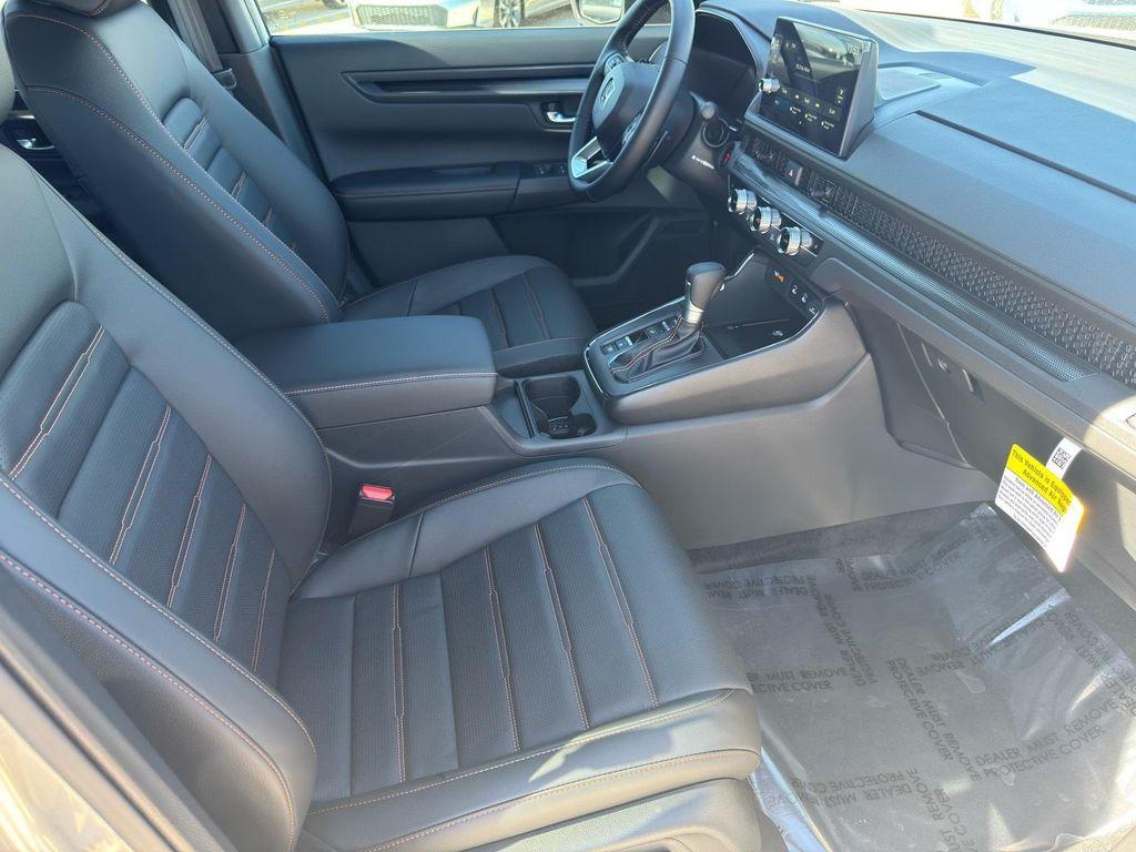 new 2026 Honda CR-V Hybrid car, priced at $39,965