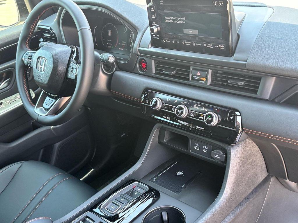 new 2025 Honda Pilot car, priced at $46,400