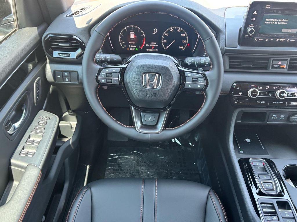 new 2025 Honda Pilot car, priced at $46,400