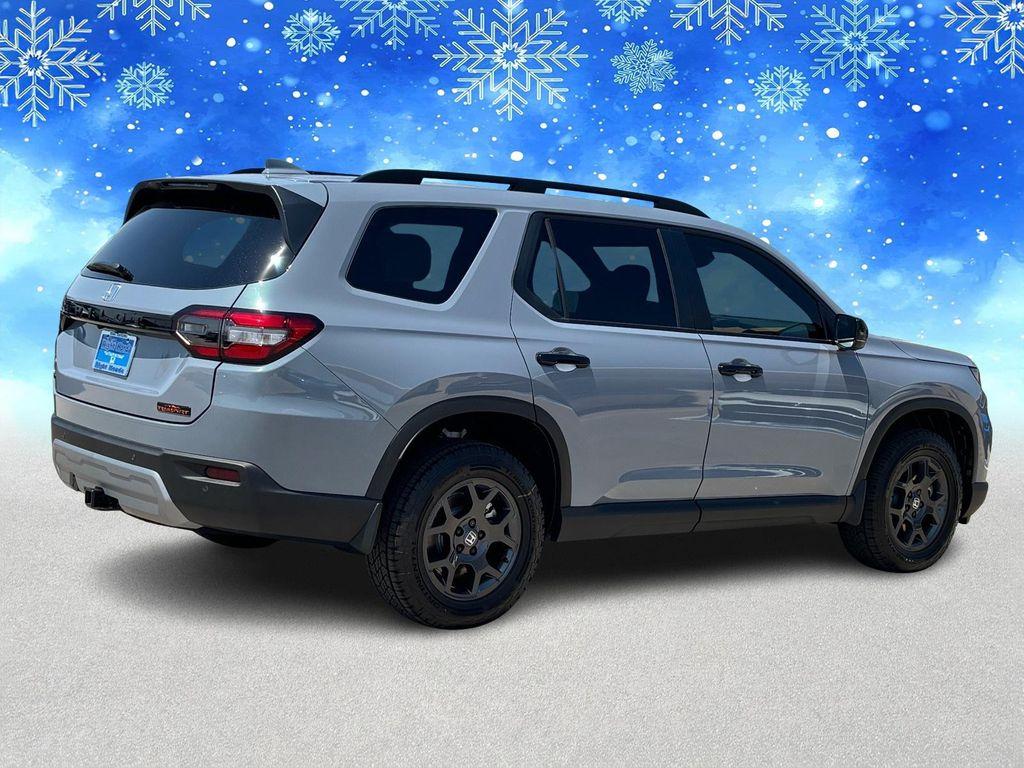 new 2025 Honda Pilot car, priced at $46,400