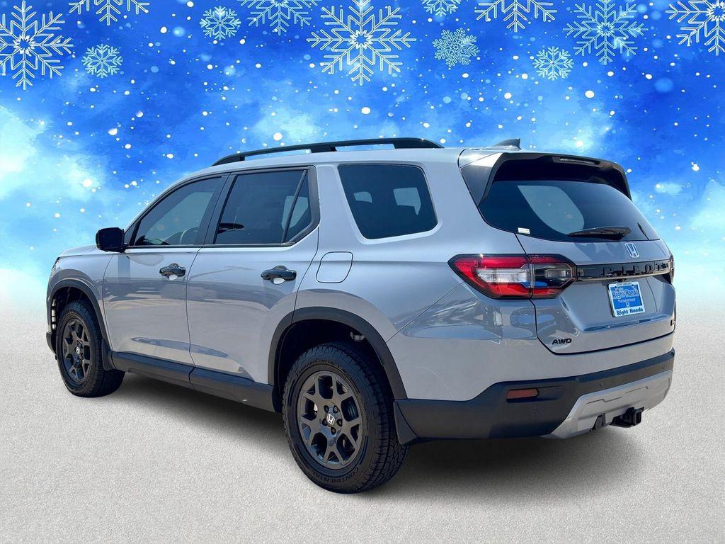 new 2025 Honda Pilot car, priced at $46,400