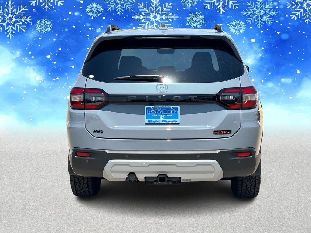 new 2025 Honda Pilot car, priced at $46,400