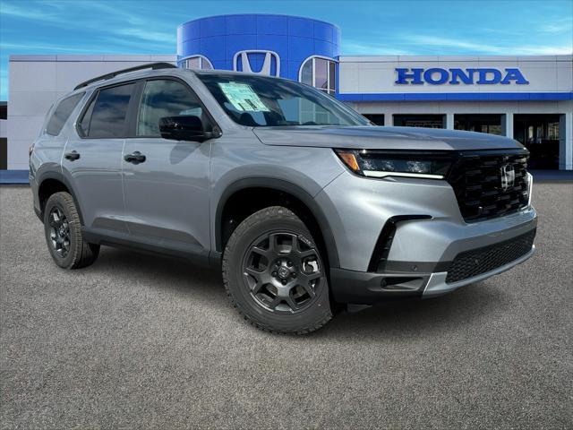 new 2025 Honda Pilot car, priced at $49,240