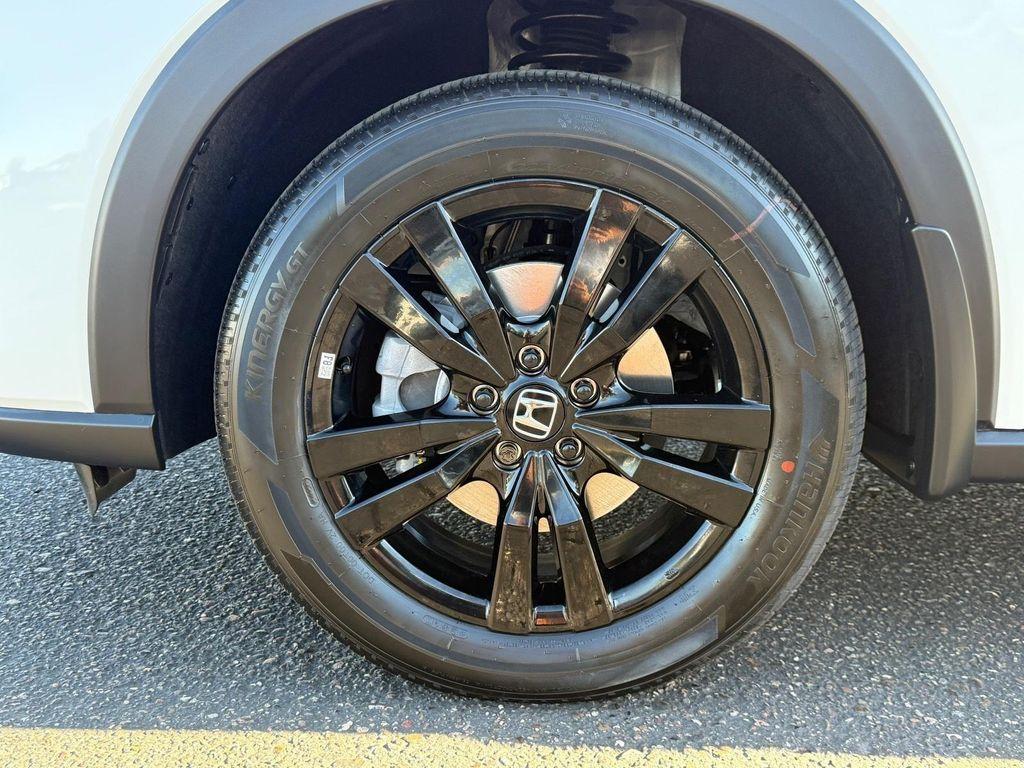 new 2026 Honda HR-V car, priced at $30,278