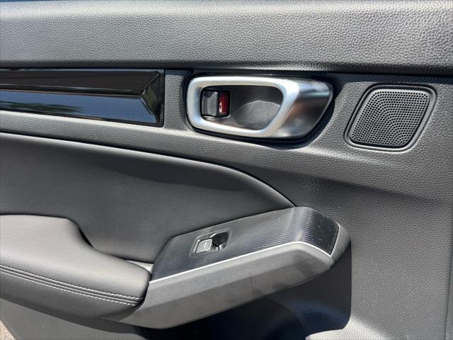 new 2025 Honda Civic Hybrid car, priced at $31,852