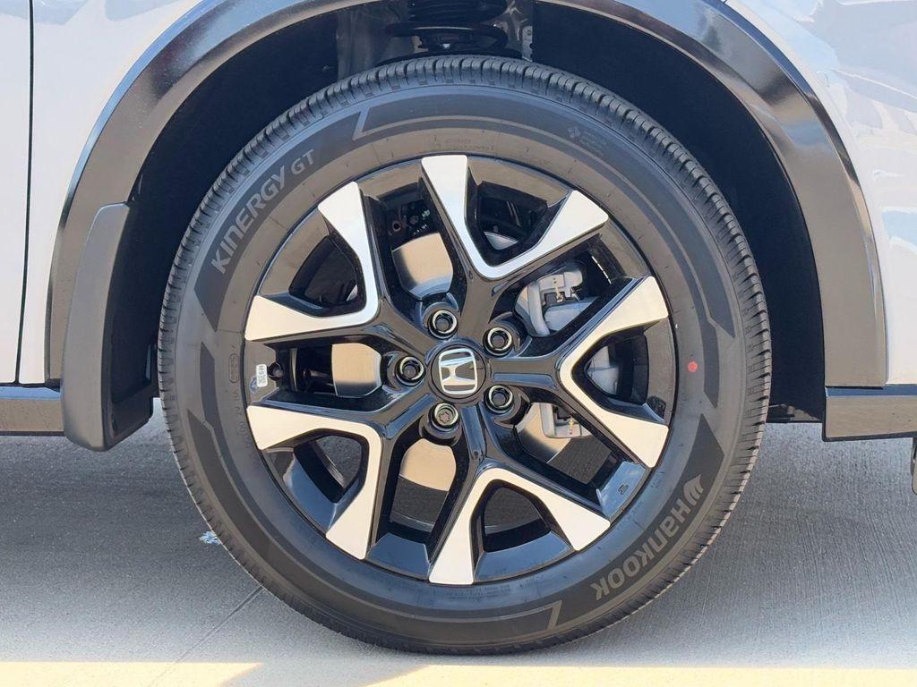 new 2026 Honda HR-V car, priced at $31,205