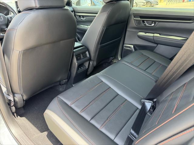 new 2026 Honda CR-V Hybrid car, priced at $42,075