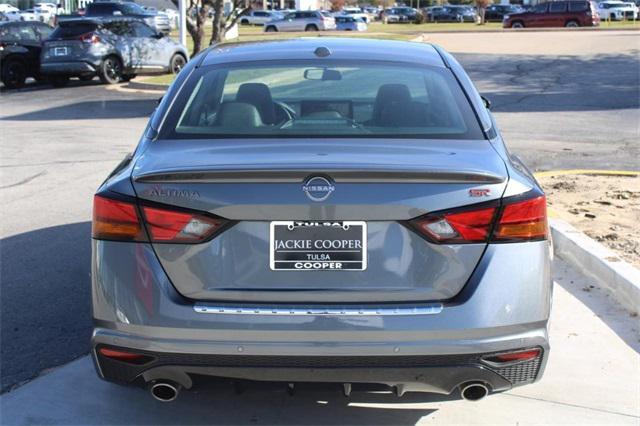 used 2023 Nissan Altima car, priced at $25,899