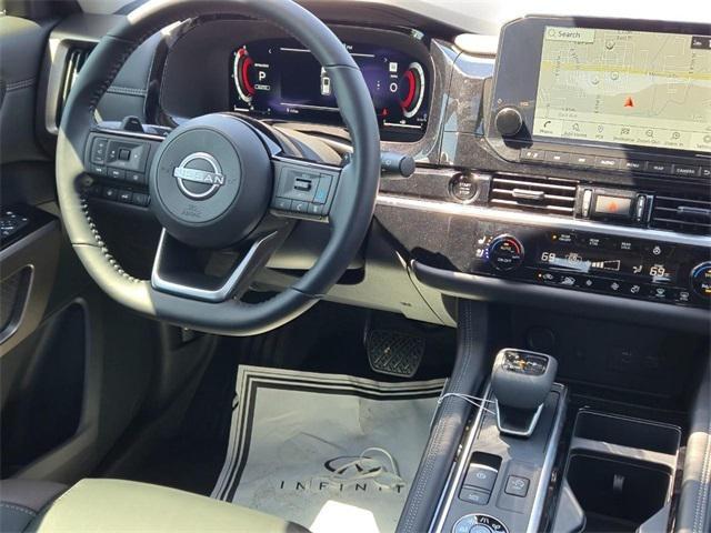 new 2025 Nissan Pathfinder car, priced at $53,292