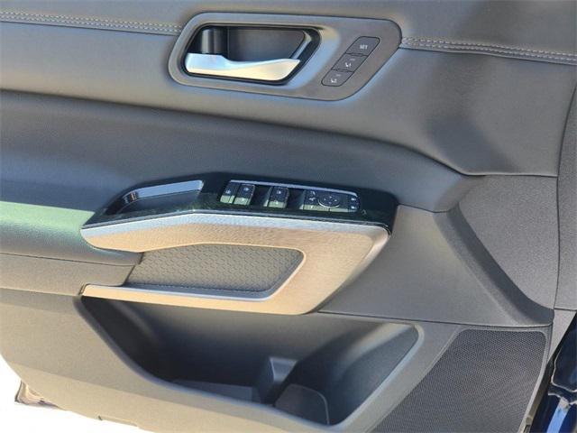 new 2025 Nissan Pathfinder car, priced at $53,292