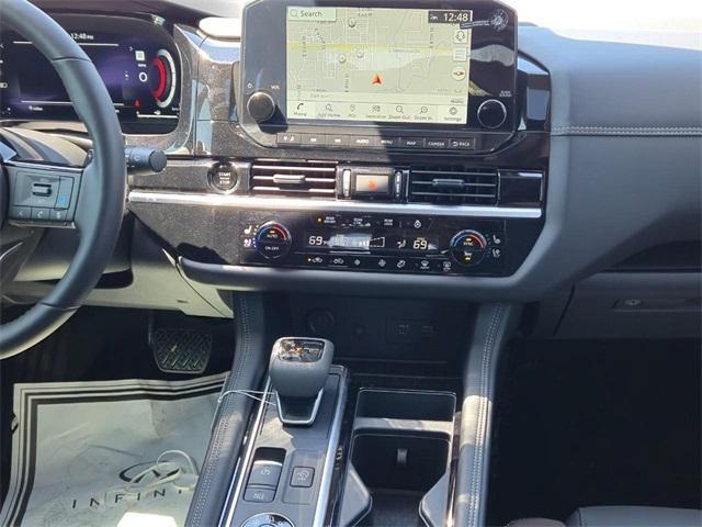 new 2025 Nissan Pathfinder car, priced at $53,292
