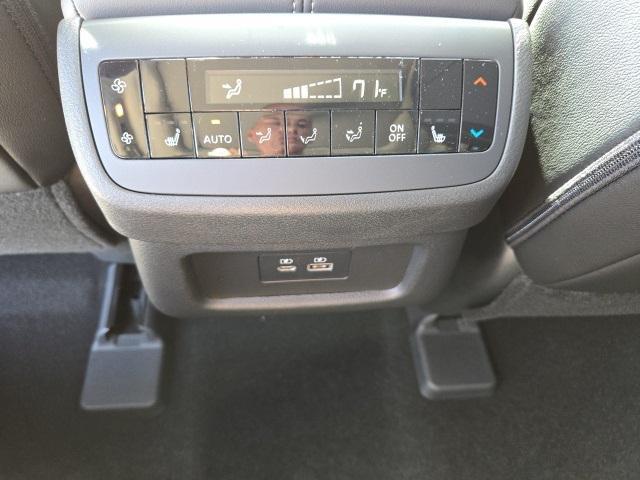 new 2025 Nissan Pathfinder car, priced at $47,925