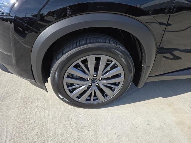 new 2025 Nissan Pathfinder car, priced at $47,925
