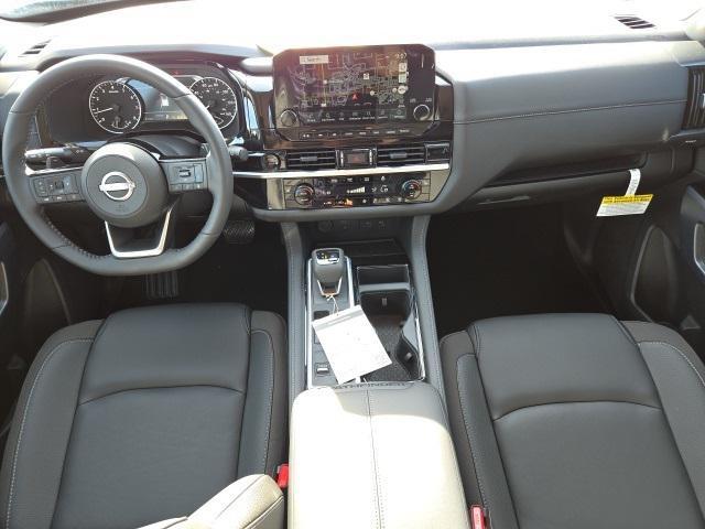new 2025 Nissan Pathfinder car, priced at $47,925