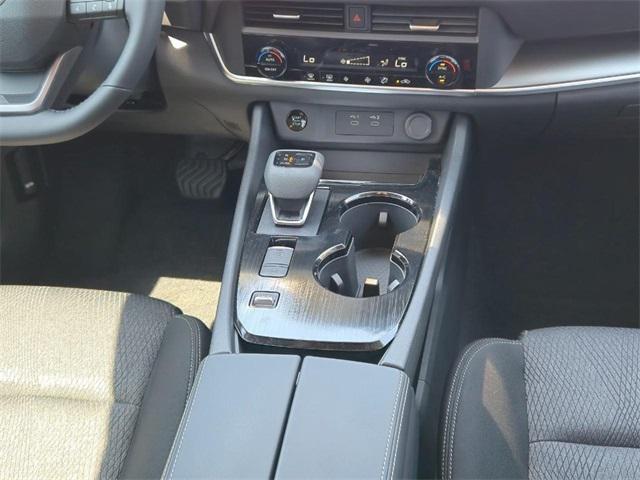 new 2025 Nissan Rogue car, priced at $32,111