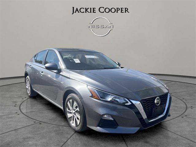 used 2020 Nissan Altima car, priced at $16,027