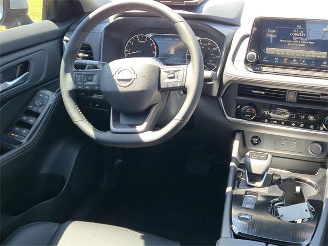 new 2025 Nissan Rogue car, priced at $33,672