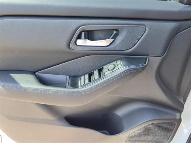 new 2025 Nissan Rogue car, priced at $31,776