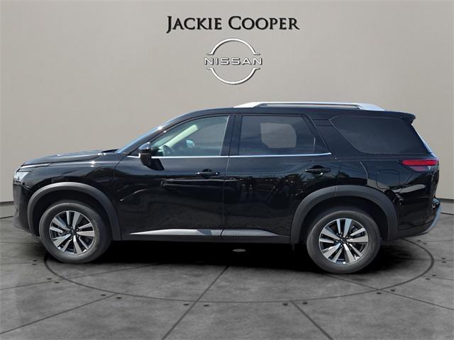new 2025 Nissan Pathfinder car, priced at $45,785