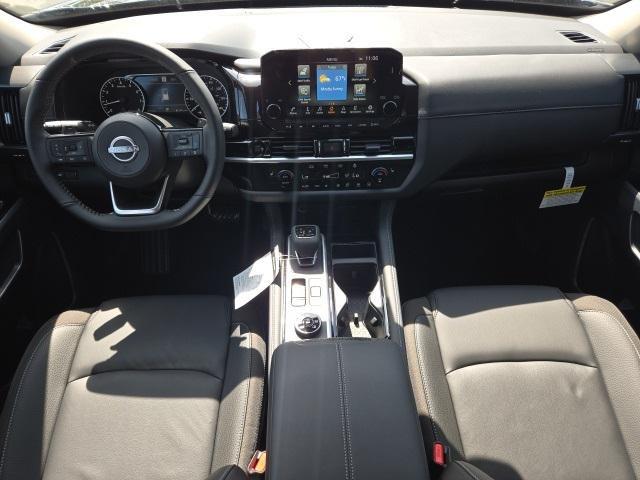 new 2025 Nissan Pathfinder car, priced at $45,785