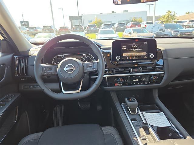 new 2025 Nissan Pathfinder car, priced at $33,900