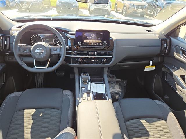 new 2025 Nissan Pathfinder car, priced at $33,900