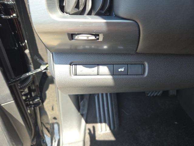 new 2025 Nissan Pathfinder car, priced at $46,935