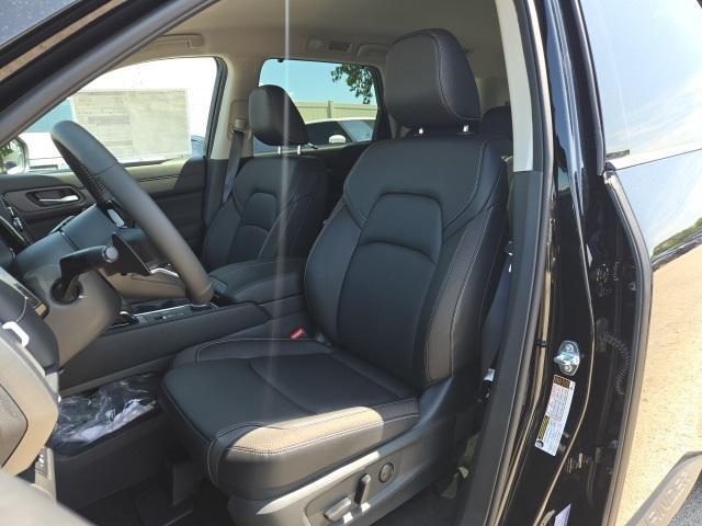 new 2025 Nissan Pathfinder car, priced at $46,935
