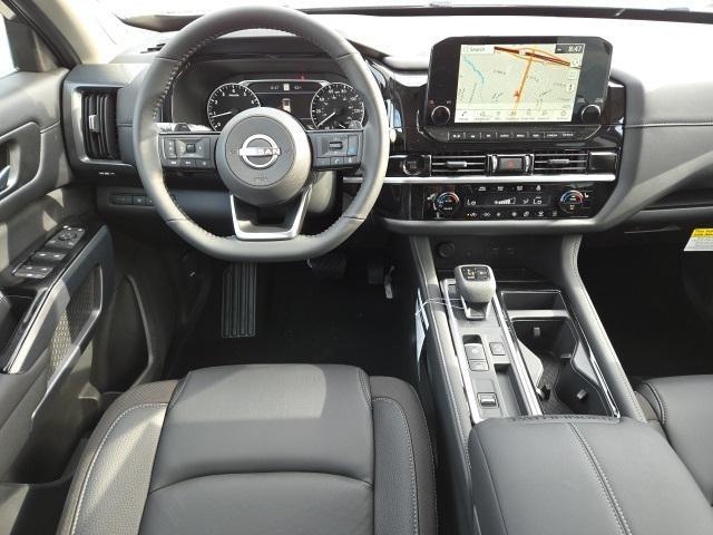 new 2025 Nissan Pathfinder car, priced at $47,555