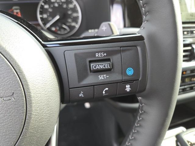new 2025 Nissan Pathfinder car, priced at $47,555