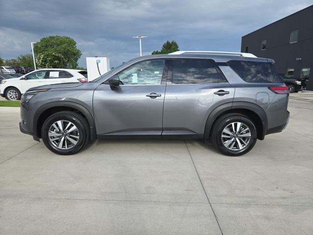 new 2025 Nissan Pathfinder car, priced at $44,510