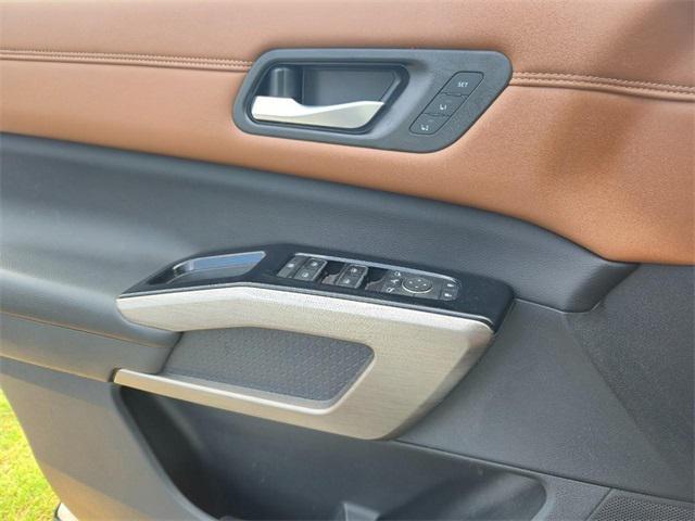 used 2023 Nissan Pathfinder car, priced at $37,037