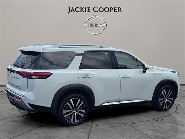 used 2023 Nissan Pathfinder car, priced at $37,037