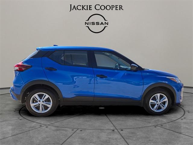 new 2025 Nissan Kicks car, priced at $23,455