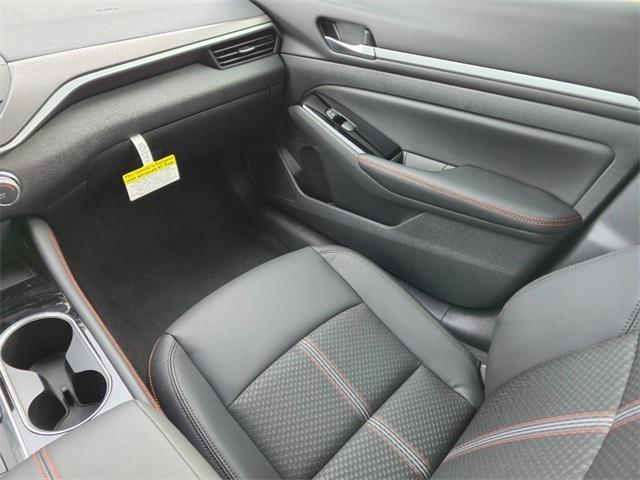new 2025 Nissan Altima car, priced at $29,999