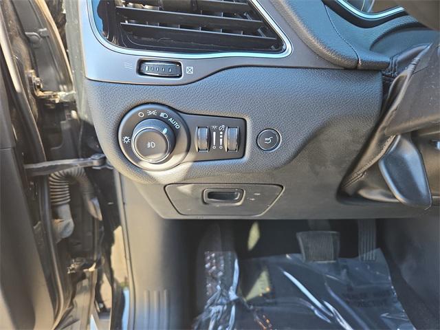 used 2019 Jeep Cherokee car, priced at $20,249