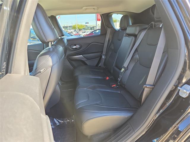 used 2019 Jeep Cherokee car, priced at $20,249