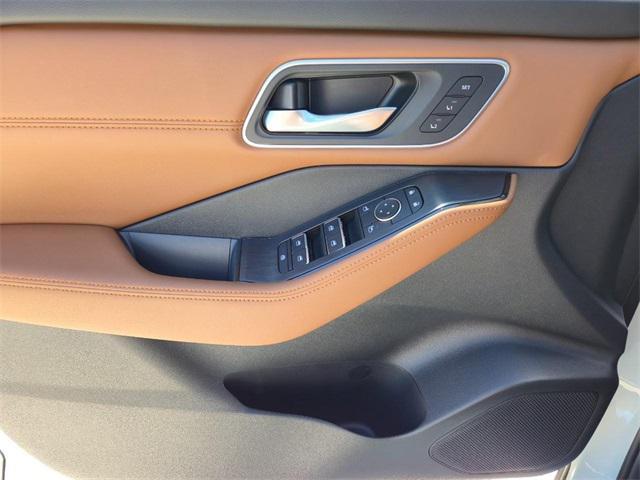 new 2025 Nissan Rogue car, priced at $44,005